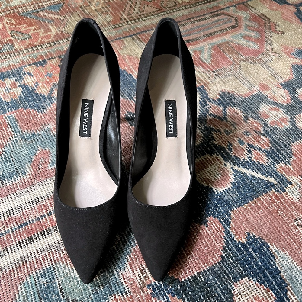 Nine West Black Suede Pumps